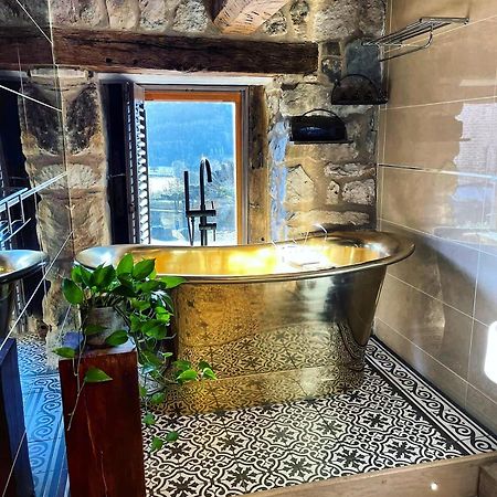 The Cowshed Bed & Breakfast Llangollen Ngoại thất bức ảnh