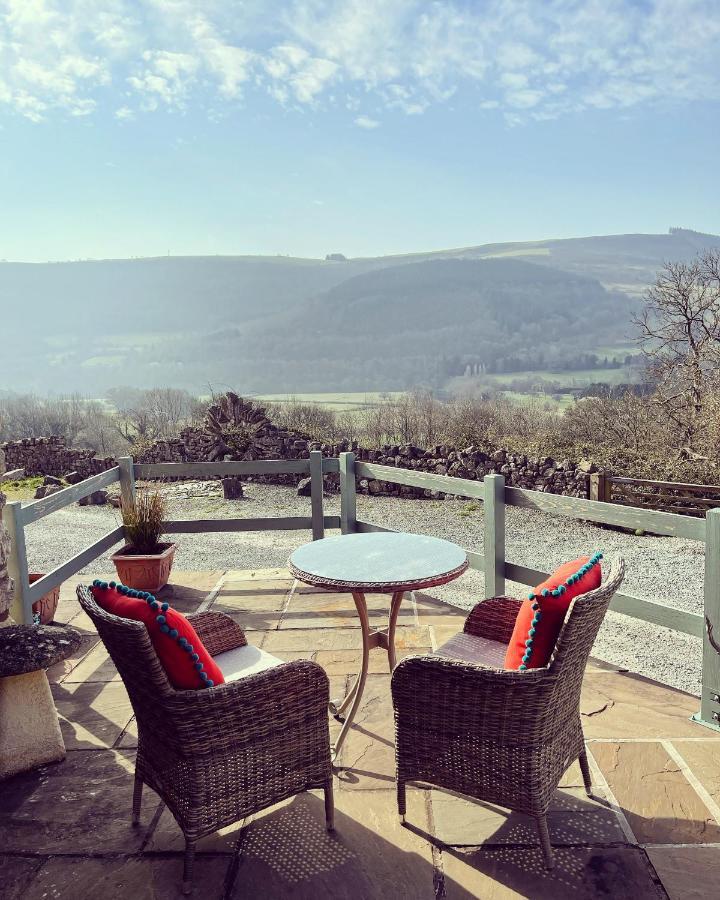The Cowshed Bed & Breakfast Llangollen Ngoại thất bức ảnh